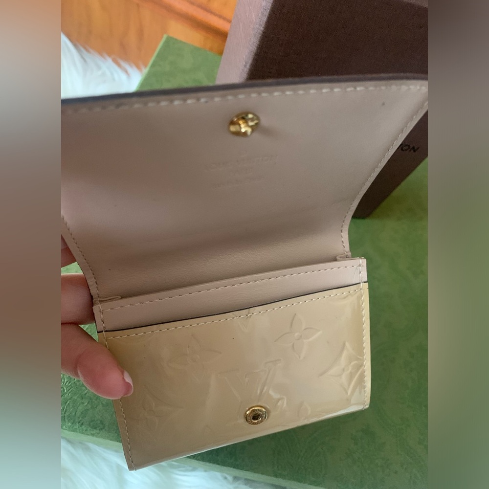 Louis Vuitton Vernis Business Card Holder⭐️⭐️ - Picture 13 of 16